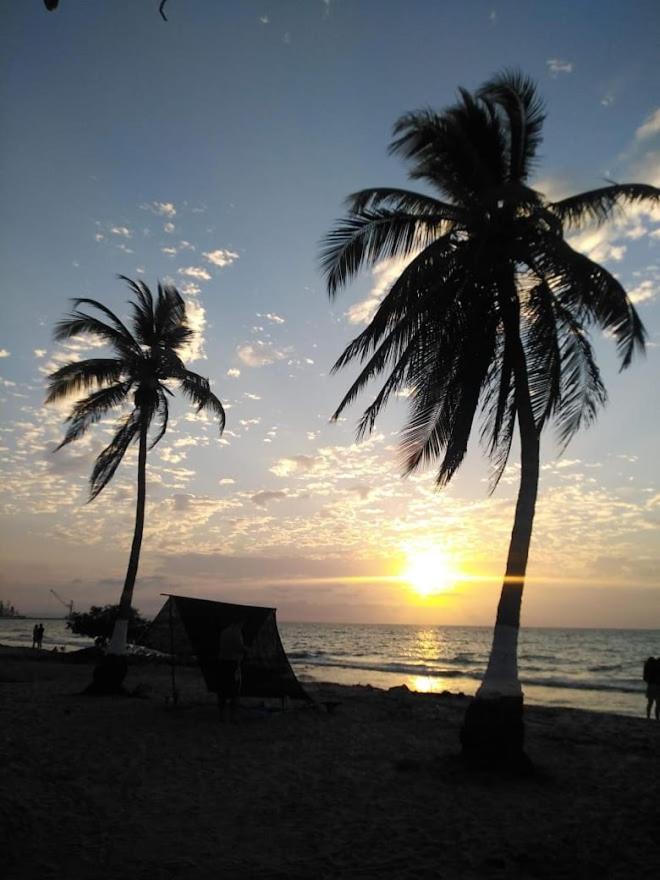 Hostal Corales Tolú 外观 照片